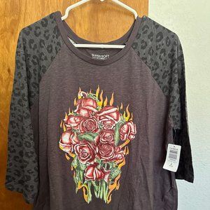 Slub jersey (baseball) tee with leopard and floral print